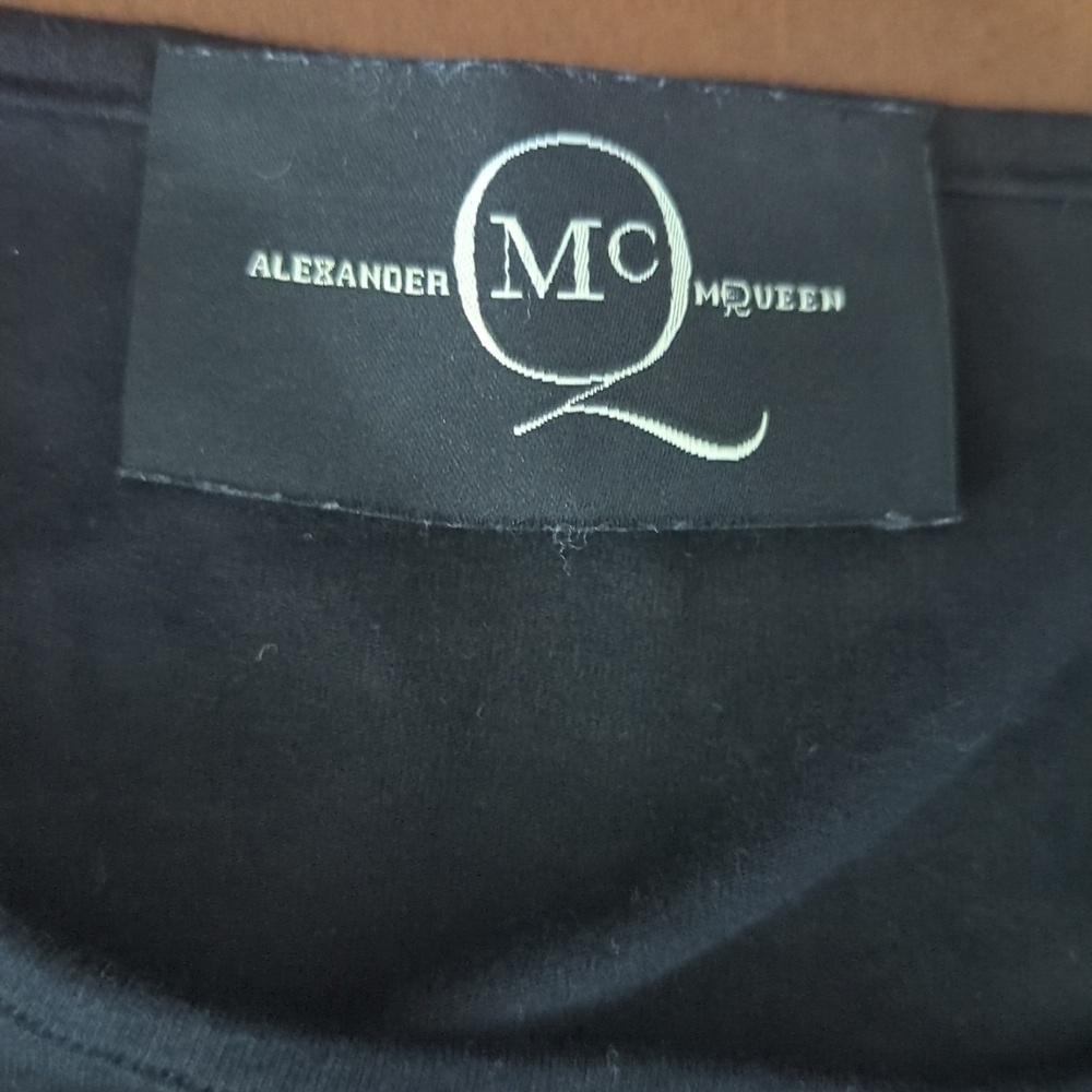 Alexander McQueen Women's T-shirt - Picture 5 of 7
